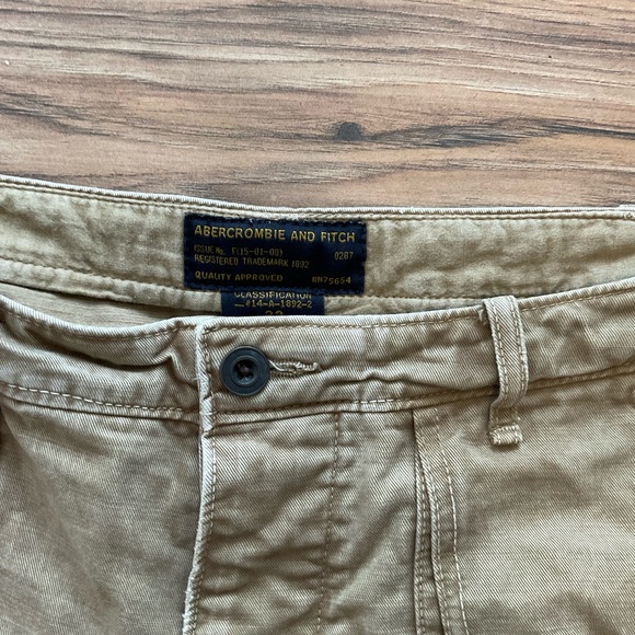 Abercrombie & Fitch Utility Short - Picture 5 of 10